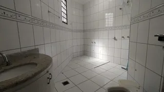 Casa com 3 Quartos à venda, 199m² no Cidade Jardim, Uberlândia - Foto 23