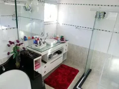 Casa com 3 Quartos para alugar, 200m² no Praia do Estaleirinho, Balneário Camboriú - Foto 12