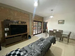 Sobrado com 3 Quartos à venda, 210m² no Village das Flores, Caçapava - Foto 9