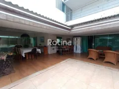 Casa de Condomínio com 4 Quartos para alugar, 315m² no Morada da Colina, Uberlândia - Foto 26