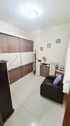 Casa com 3 Quartos à venda, 198m² no Casoni, Londrina - Foto 17