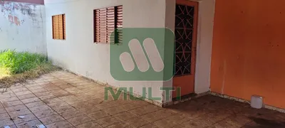 Loja / Salão / Ponto Comercial com 3 Quartos à venda, 140m² no Granada, Uberlândia - Foto 1