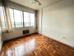 Apartamento com 3 Quartos para alugar, 109m² no Floresta, Porto Alegre - Foto 5