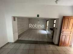 Galpão / Depósito / Armazém para alugar, 150m² no Centro, Uberlândia - Foto 7