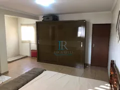 Casa com 4 Quartos à venda, 230m² no Jardim Bom Pastor, Carapicuíba - Foto 18