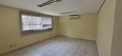 Casa Comercial com 3 Quartos à venda, 478m² no Centro, Botucatu - Foto 3