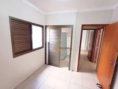 Apartamento com 3 Quartos para alugar, 106m² no Jardim Botânico, Ribeirão Preto - Foto 9