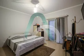 Casa com 3 Quartos à venda, 156m² no Pinheiros, Londrina - Foto 11