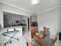 Casa com 3 Quartos à venda, 170m² no Tubalina, Uberlândia - Foto 3