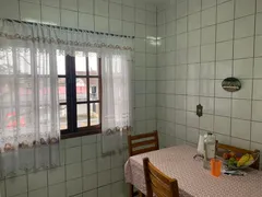 Sobrado com 3 Quartos à venda, 281m² no Guanabara, Joinville - Foto 11