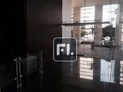 Conjunto Comercial / Sala para alugar, 226m² no Itaim Bibi, São Paulo - Foto 15