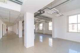 Conjunto Comercial / Sala para alugar, 684m² no Centro Histórico, Porto Alegre - Foto 9