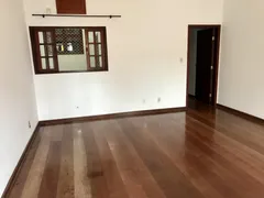 Sobrado com 5 Quartos à venda, 270m² no Vila Jardini, Sorocaba - Foto 2