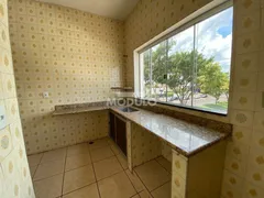 Apartamento com 3 Quartos para alugar, 80m² no Bom Jesus, Uberlândia - Foto 2