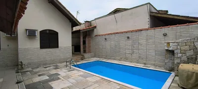 Casa com 3 Quartos à venda, 135m² no Jardim Beira Mar, Peruíbe - Foto 3