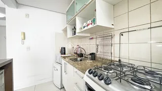 Apartamento com 2 Quartos à venda, 61m² no Azenha, Porto Alegre - Foto 8