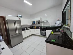 Casa com 3 Quartos à venda, 138m² no Curicica, Rio de Janeiro - Foto 4