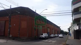 Galpão / Depósito / Armazém com 1 Quarto para alugar, 1890m² no Brasil, Uberlândia - Foto 9