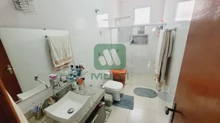 Casa com 3 Quartos à venda, 144m² no Jardim Inconfidência, Uberlândia - Foto 12