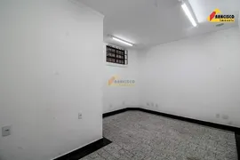 Loja / Salão / Ponto Comercial para alugar, 308m² no Centro, Divinópolis - Foto 4