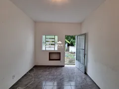 Casa com 1 Quarto para alugar, 50m² no Braz de Pina, Rio de Janeiro - Foto 2