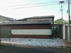 Casa com 4 Quartos à venda, 250m² no Presidente Roosevelt, Uberlândia - Foto 1