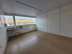 Loja / Salão / Ponto Comercial para alugar, 250m² no Alto Umuarama, Uberlândia - Foto 11