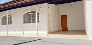 Casa com 3 Quartos para alugar, 230m² no Setor Bueno, Goiânia - Foto 3