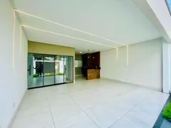 Casa com 3 Quartos à venda, 135m² no Jardim Helvécia, Aparecida de Goiânia - Foto 2