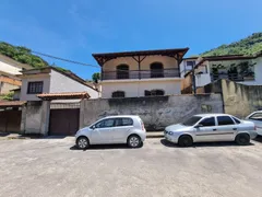 Casa com 4 Quartos à venda, 240m² no Mosela, Petrópolis - Foto 1