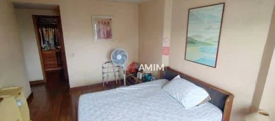 Apartamento com 4 Quartos à venda, 240m² no Ingá, Niterói - Foto 9