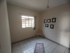 Casa com 3 Quartos à venda, 180m² no Caiçara Adeláide, Belo Horizonte - Foto 14