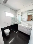Casa de Condomínio com 4 Quartos para alugar, 390m² no Morada da Colina, Uberlândia - Foto 19
