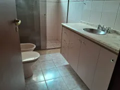 Casa com 3 Quartos para alugar, 171m² no Centro, Araraquara - Foto 9