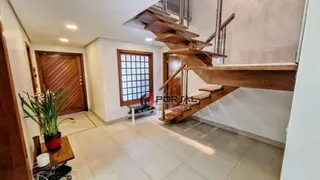 Casa de Condomínio com 3 Quartos à venda, 221m² no Granja Viana, Carapicuíba - Foto 7