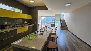 Casa de Condomínio com 4 Quartos para venda ou aluguel, 300m² no Granja Comary, Teresópolis - Foto 1