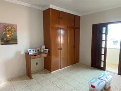 Casa com 4 Quartos à venda, 287m² no Goiania 2, Goiânia - Foto 18