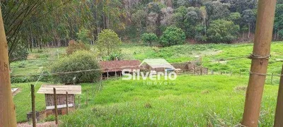 Fazenda / Sítio / Chácara com 4 Quartos à venda, 240m² no Itapeva, Paraibuna - Foto 6