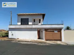 Casa com 3 Quartos à venda, 217m² no Jardim Santa Angelina, Araraquara - Foto 2