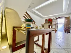 Casa com 3 Quartos à venda, 220m² no Parque Xangri La, Contagem - Foto 8