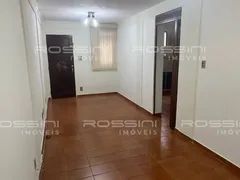 Apartamento com 2 Quartos à venda, 55m² no VILA VIRGINIA, Ribeirão Preto - Foto 2