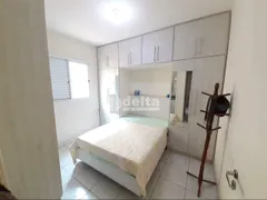 Apartamento com 3 Quartos à venda, 76m² no Umuarama, Uberlândia - Foto 4