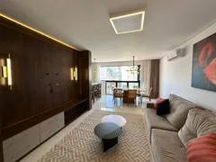 Apartamento com 3 Quartos para alugar, 120m² no Centro, Balneário Camboriú - Foto 3