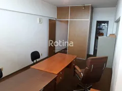 Conjunto Comercial / Sala para alugar, 40m² no Centro, Uberlândia - Foto 3