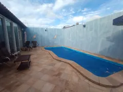 Casa com 3 Quartos à venda, 202m² no Bom Jesus, Uberlândia - Foto 1