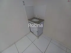 Loja / Salão / Ponto Comercial para alugar, 20m² no Martins, Uberlândia - Foto 3