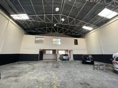 Galpão / Depósito / Armazém à venda, 320m² no Navegantes, Porto Alegre - Foto 3
