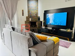 Casa com 2 Quartos para alugar, 100m² no Canto Grande, Bombinhas - Foto 4