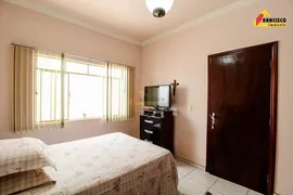 Casa com 3 Quartos à venda, 146m² no São José, Divinópolis - Foto 10