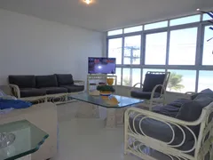 Apartamento com 4 Quartos para alugar, 190m² no Praia das Pitangueiras, Guarujá - Foto 3